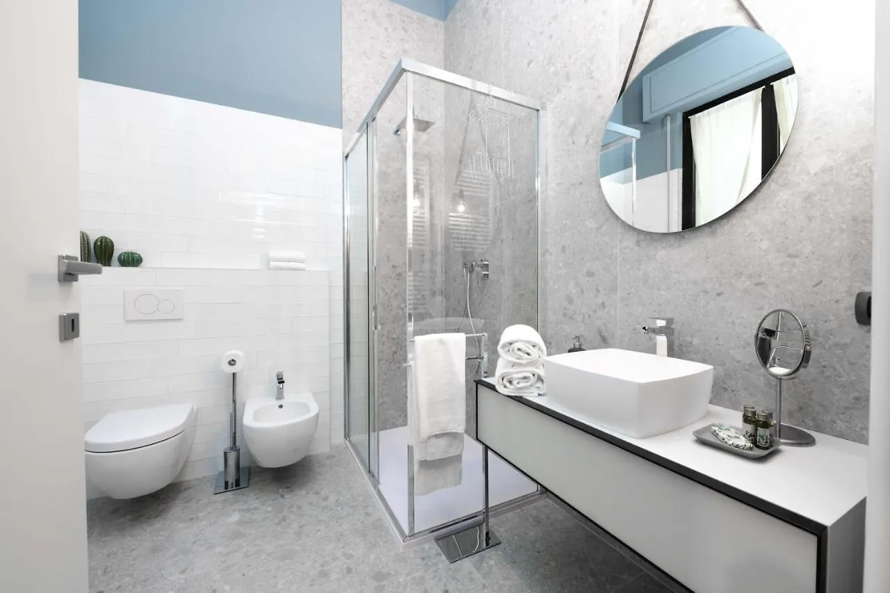 The Suite Home Verona Apartment
